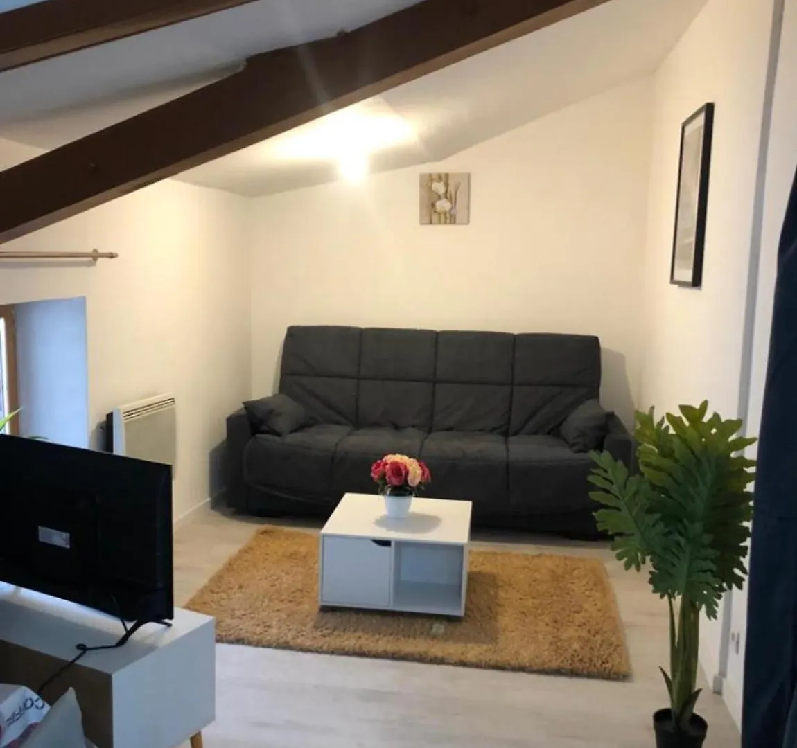 Apartamento La Fleurs De Briatexte